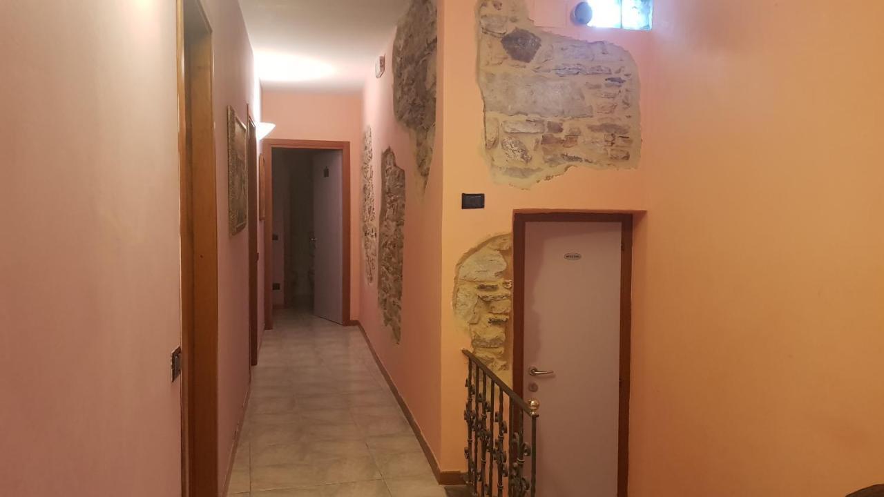 Locanda Dalla Compagnia Риомаджиоре Экстерьер фото
